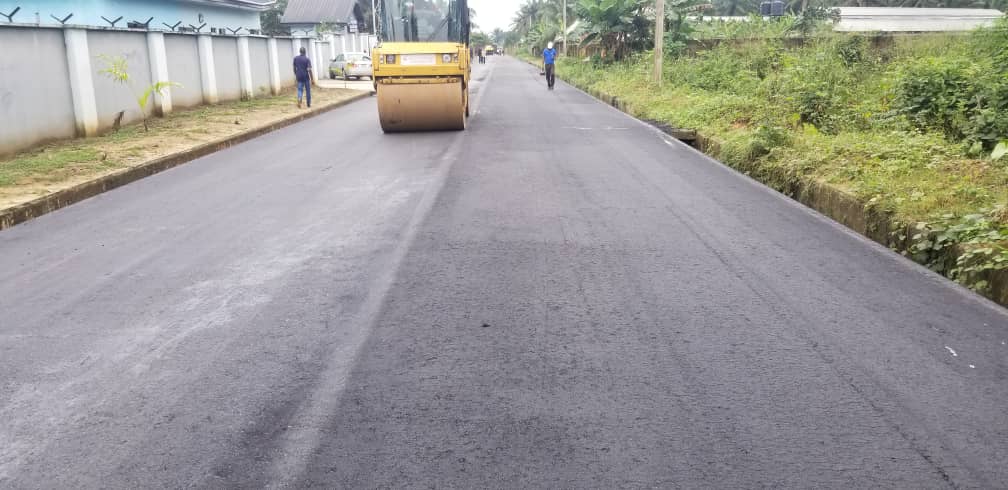 Ashpalt of idoro road, Uyo for Akwa Ibom State government 2010,