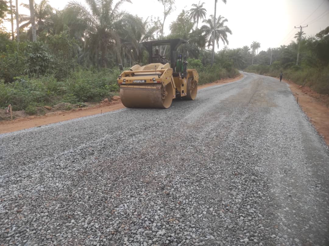 Priming of road at odoha @ahaoda local local government rivers State for rivers State government