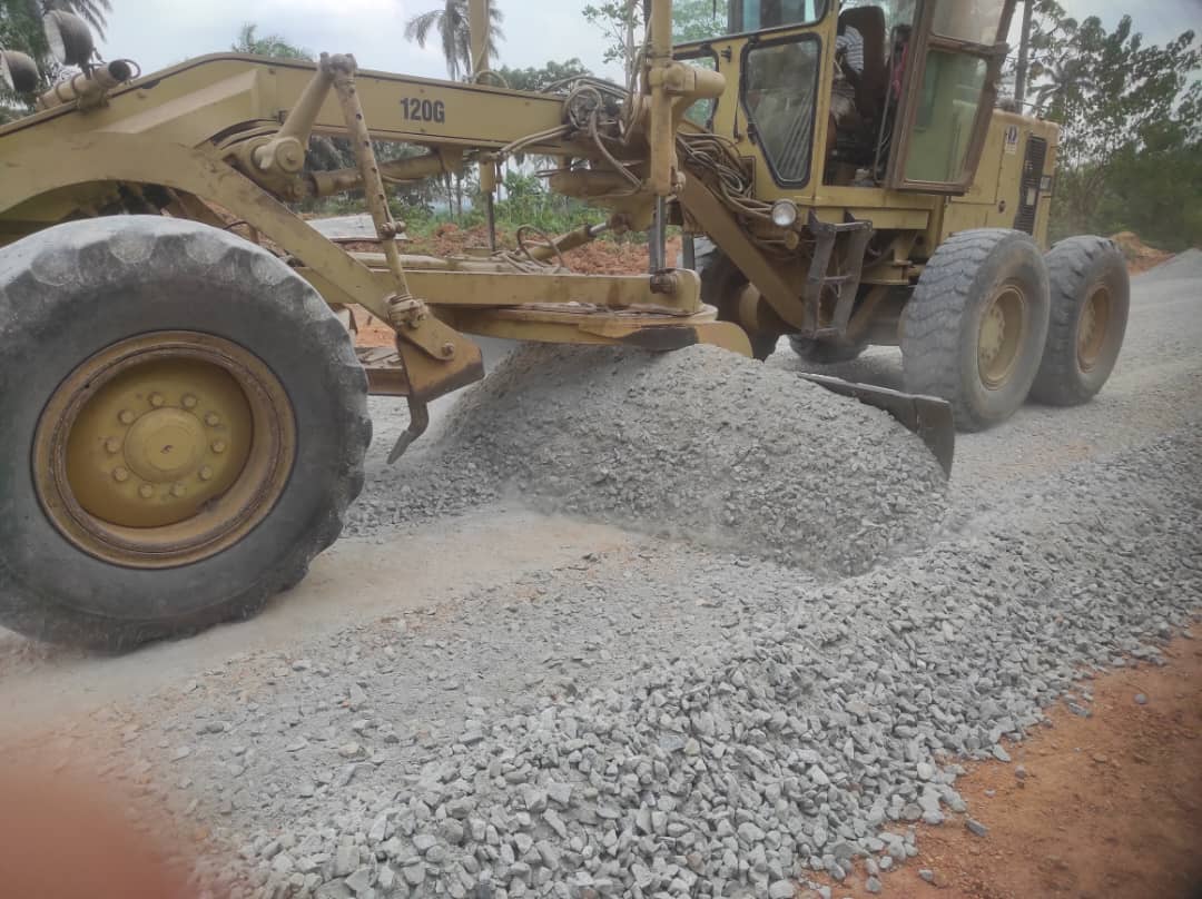 Priming of road at odoha @ahaoda local local government rivers State for rivers State government