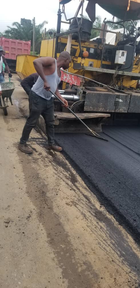 Ashpalt of idoro road, Uyo for Akwa Ibom State government 2010,